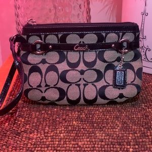 Vintage Coach wristlet. Perfect condition